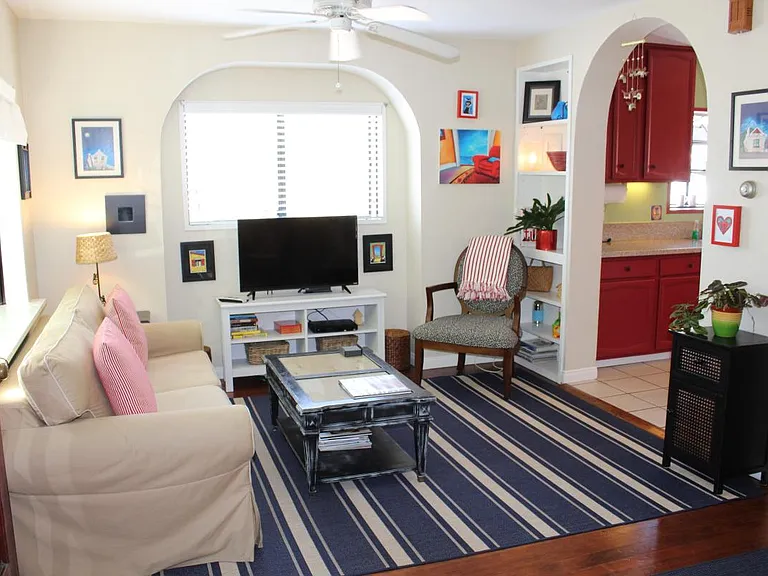 1768 Cable St — Photo 23
