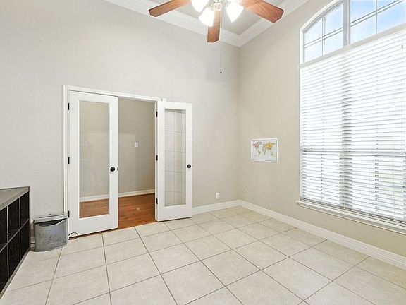 4th image of 630 Colosseo Way