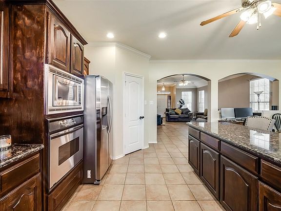 3rd image of 4516 Pine Bluff Ct