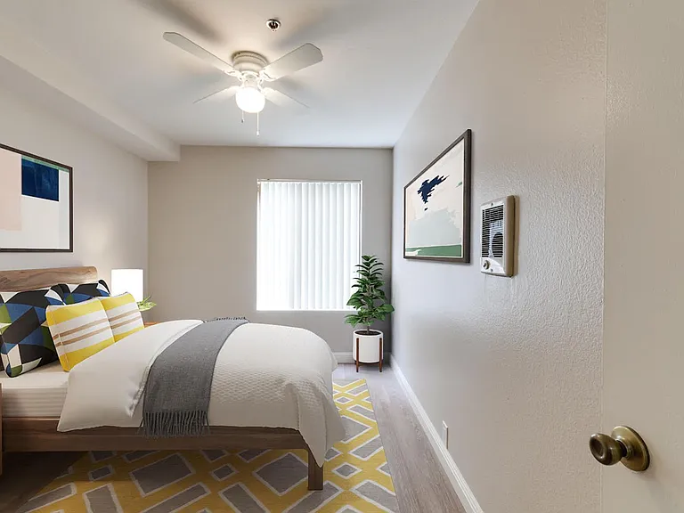 Hardy Avenue Apartments — Photo 9