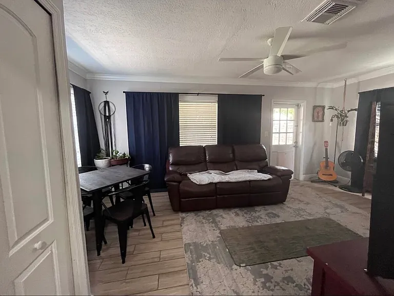 1823 Radnor Dr — Photo 1