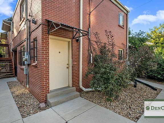 3rd image of 1840 Vine St APT 4