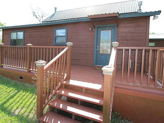 3rd image of 145 Shady Oaks Dr