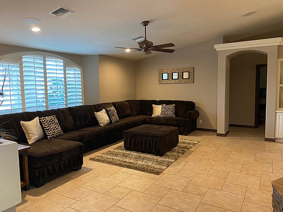 5th image of 2040 Jamaica Blvd S