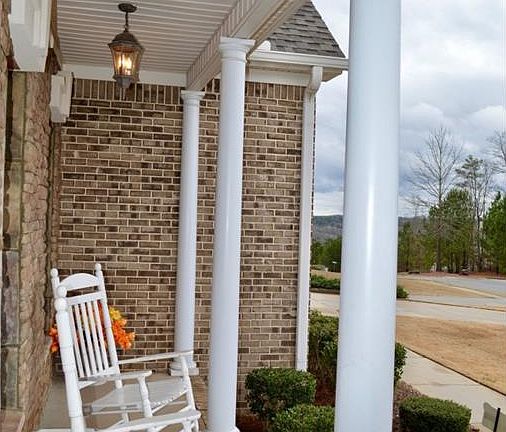 2nd image of 2323 Danielle Blvd
