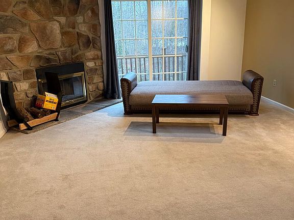 3rd image of 453 Brown Briar Cir