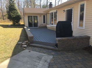 17 Robin Way, Medford, NJ 08055