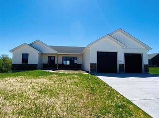 694 Buena Vista Dr, Sullivan, MO 63080