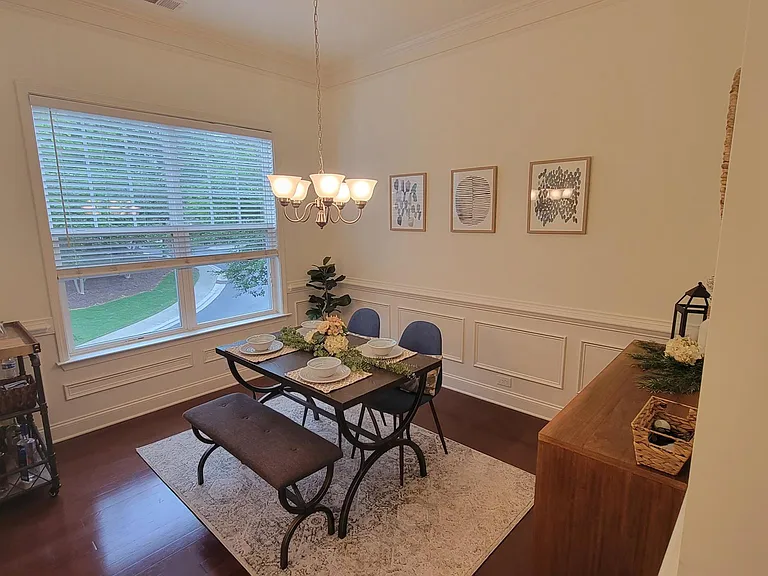 Cobblestone Cir — Photo 8