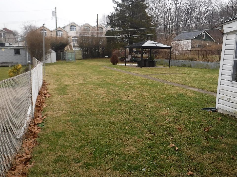 1st image of 0 Trumbull Pl