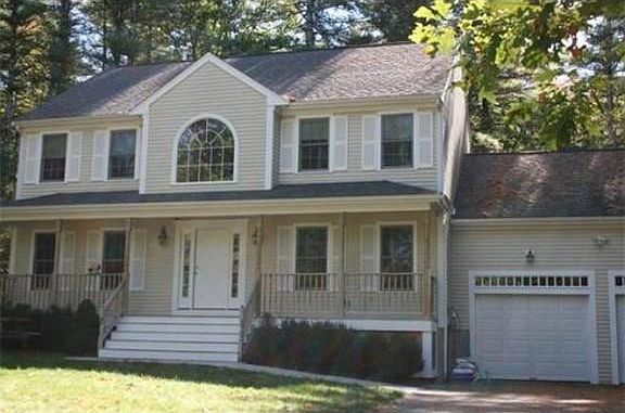 1st image of 6 Cypress Ln
