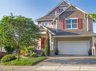 12883 NE 198th Pl, Woodinville, WA 98072