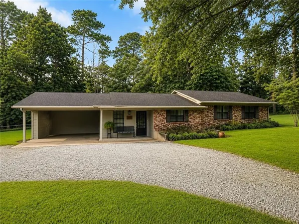 110 Anna Ln, Pineville, LA 71360