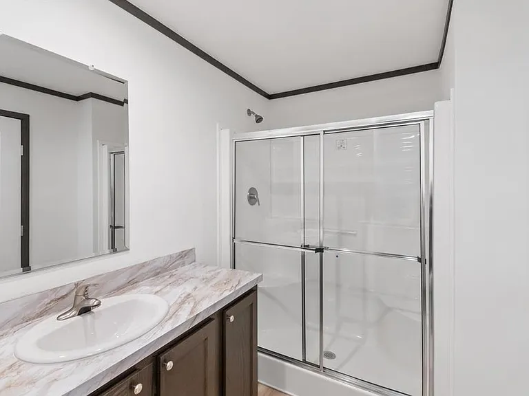215 N McKay Ave — Photo 15