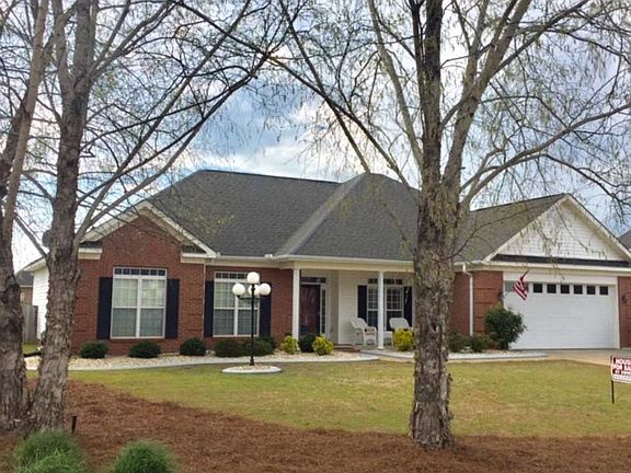 3rd image of 204 Rose Hill Dr