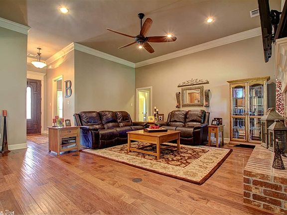 3rd image of 3817 Graceful Oaks Dr