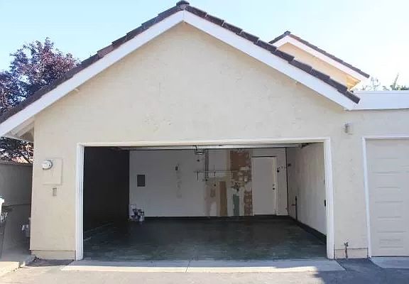 2nd image of 264 Truckee Ln