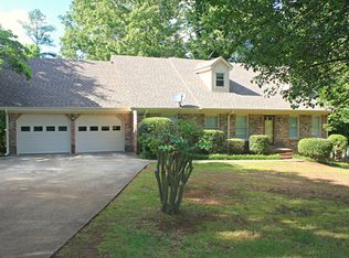 1 Nola Dr, Russellville, AL 35653