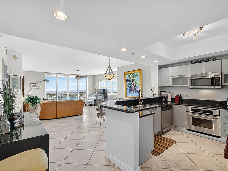 2640 Lake Shore Dr #1716 — Photo 9