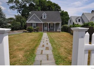 12 Bartlett Ave, Norwalk, CT 06850