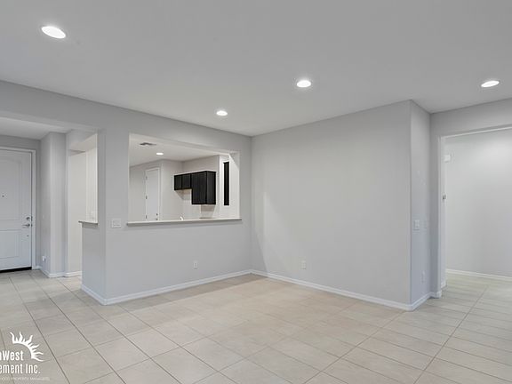 4th image of 19875 W Badgett Ln