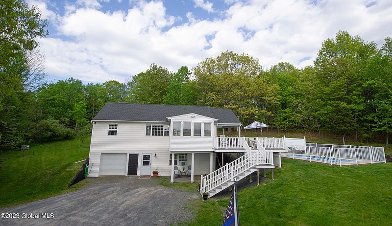 2nd image of 184 Upper Mannix Road