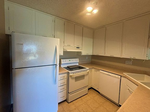 5th image of 6960 E Girard Ave APT 510