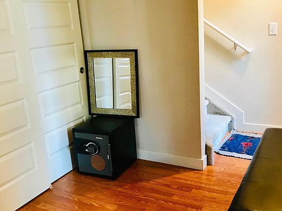 3rd image of 11227 Colony Cir