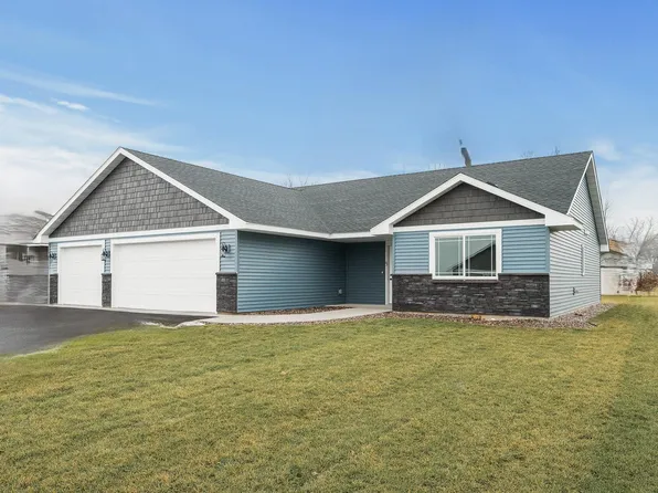 7222 Hawthorne Ave, North Branch, MN 55056