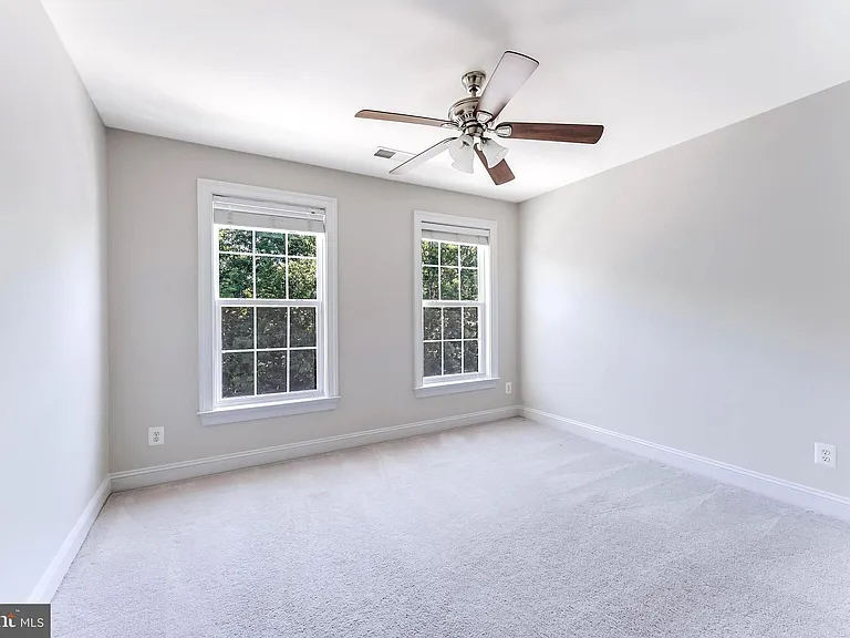 43583 White Cap Ter — Photo 31