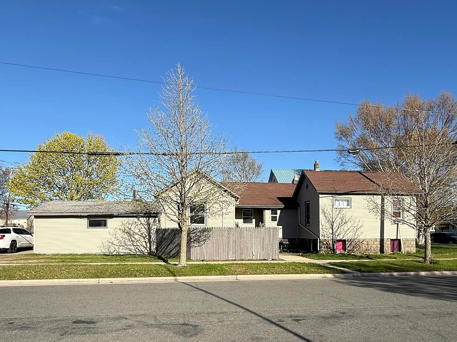 836 Carney Blvd — Photo 3