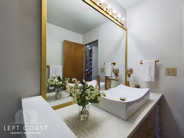 132 Salishan Dr — Photo 59