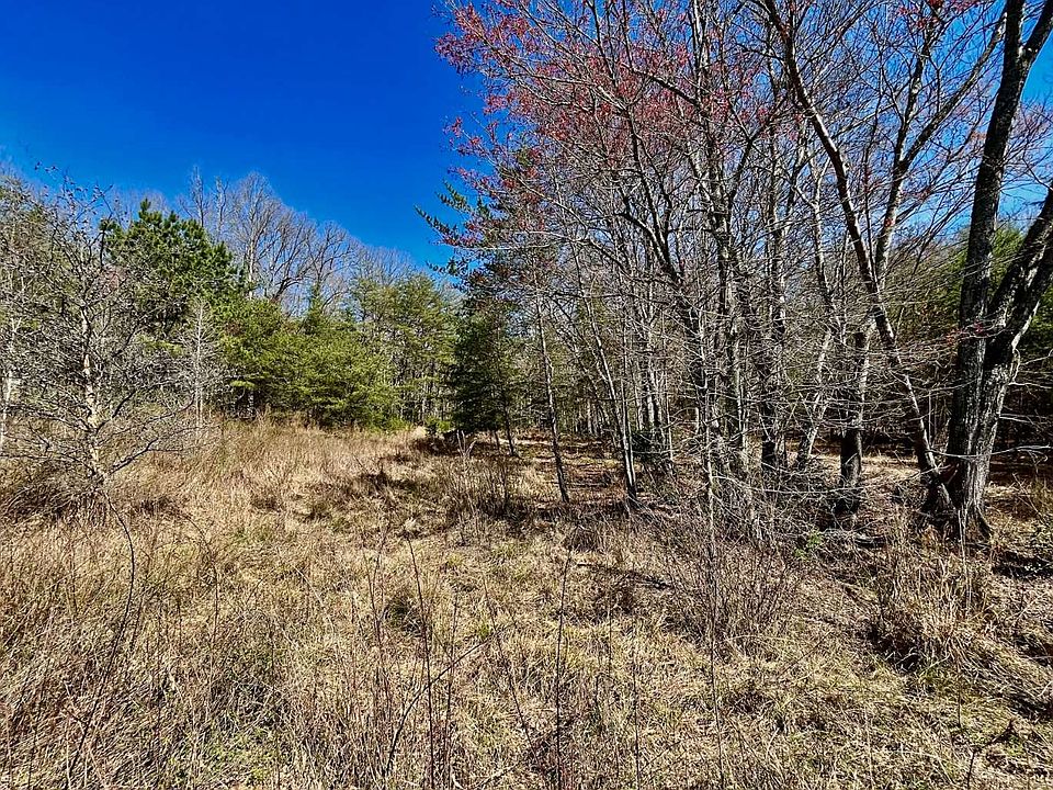 1st image of 28 Langford Ln