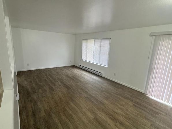 406 E George St APT 2