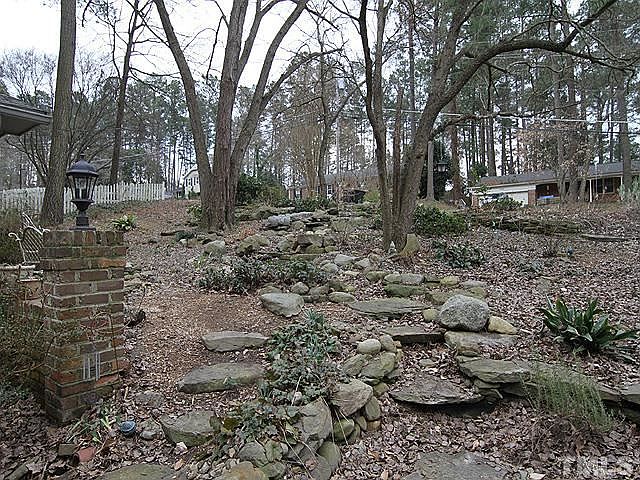 2nd image of 928 Northbrook Dr