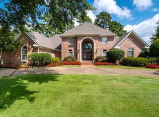 12 Chenal Cir, Little Rock, AR 72223