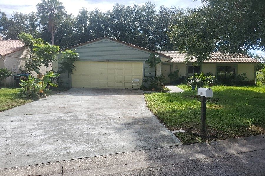 1st image of 10635 Bellflower Ct