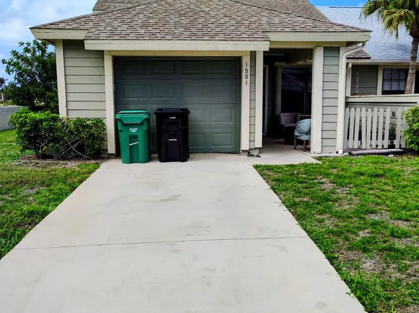 1501 SE Dewberry Court, Port St Lucie, FL 34952