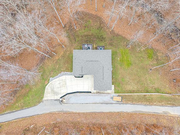 5th image of 387 Falls Creek Way