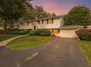 5500 Keck Rd, Lockport, NY 14094