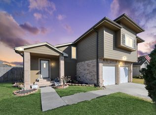 2907 Becket St, Pearland, TX 77584