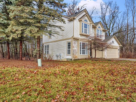 2nd image of 4803 Waldon Woods Dr