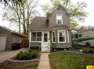 4913 Gretchen Ave, Omaha, NE 68104