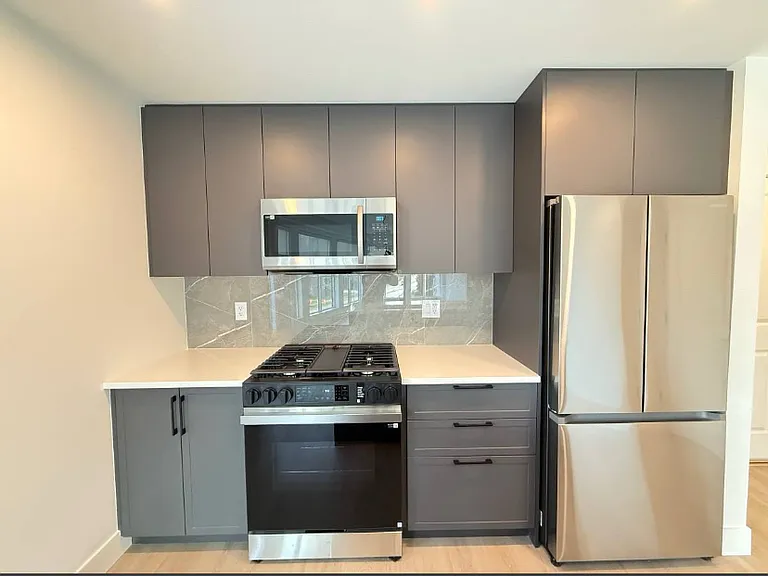 3438 146a St #5XX — Photo 8