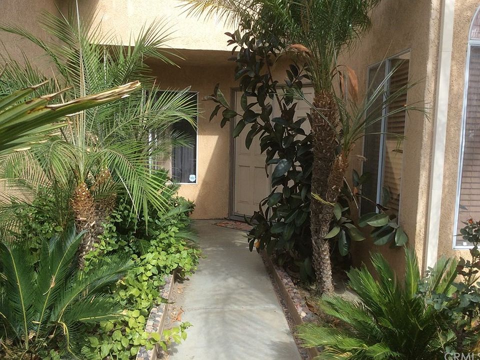 1st image of 629 Carmen Dr