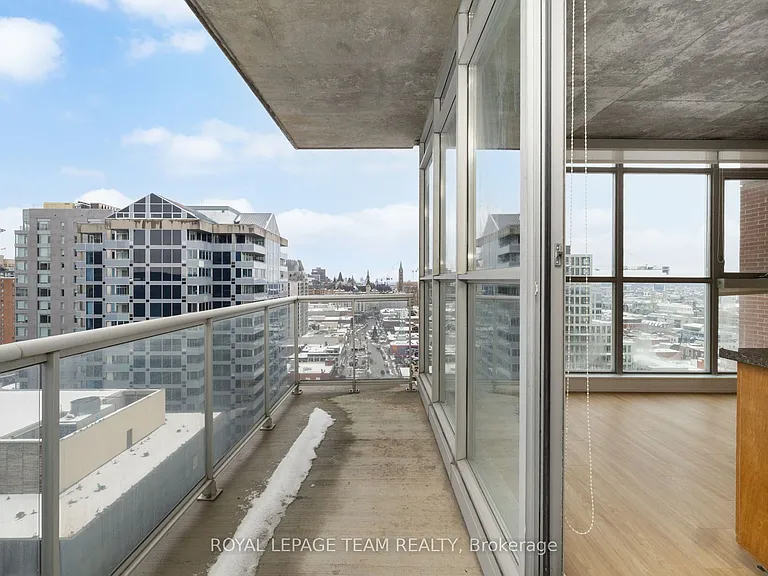 179 George St #2106 — Photo 24