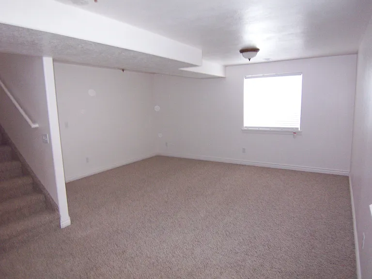 1739 Walkabout Dr — Photo 9