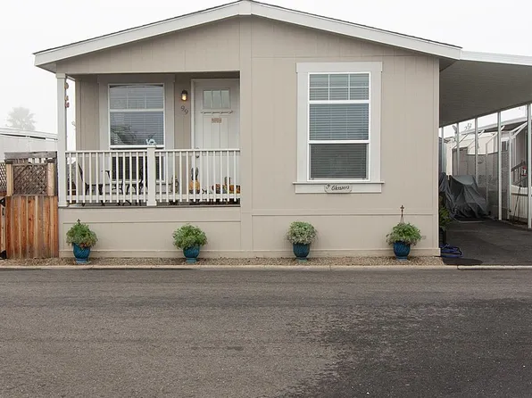 221 W Herndon Ave Space 99, Pinedale, CA 93650