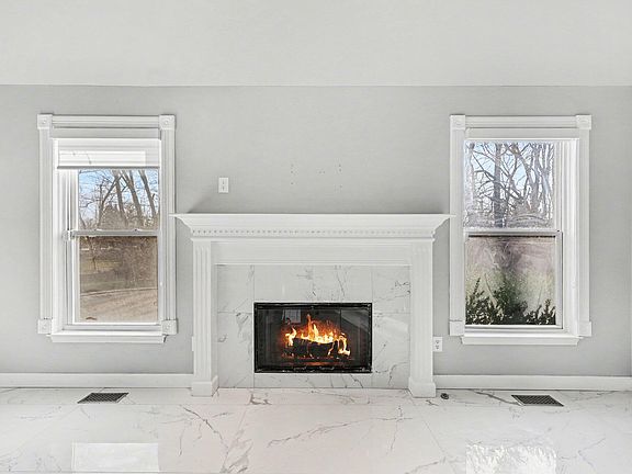 4th image of 1923 Woodbine Dr