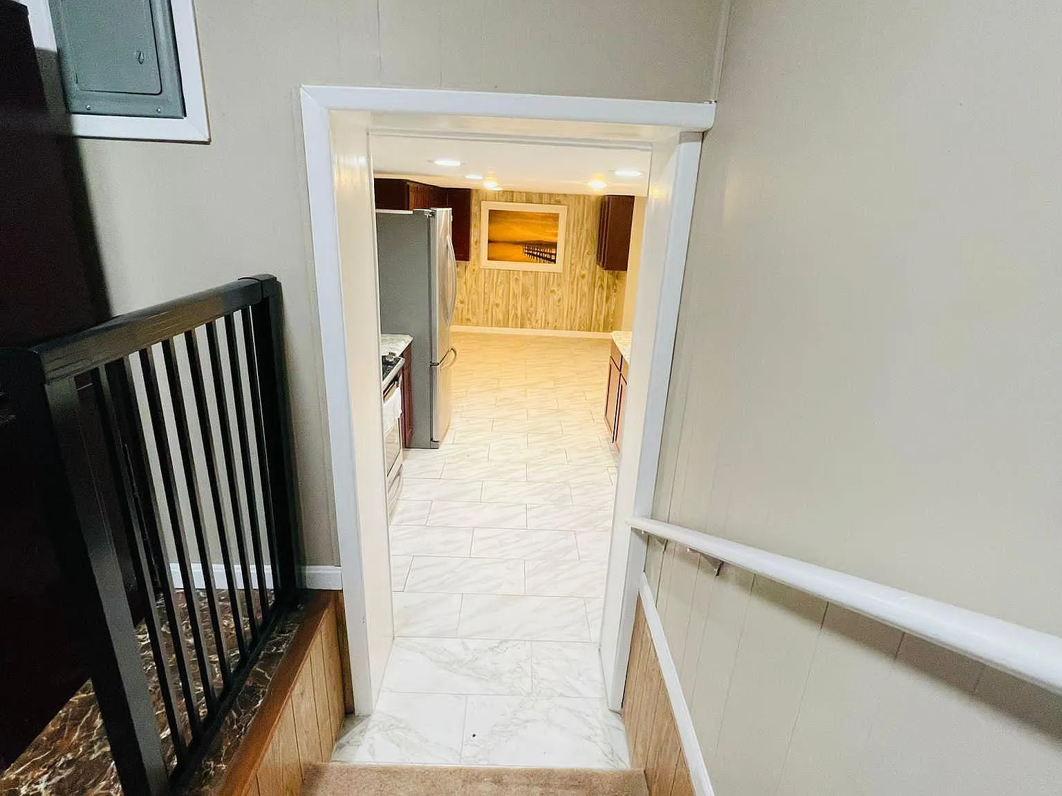 2 bed, 2000 sqft, $1,800 — Photo 4